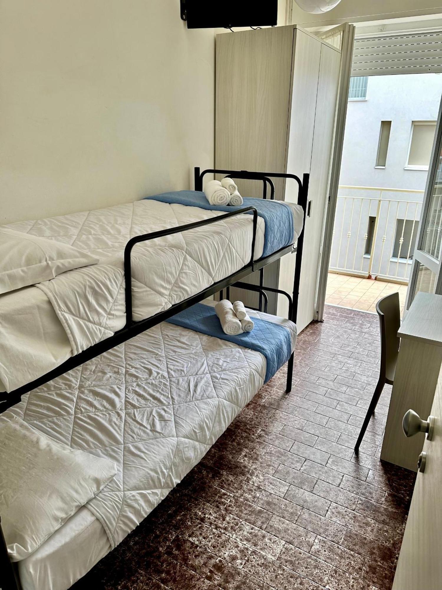Hotel Napoleon Riccione Bagian luar foto