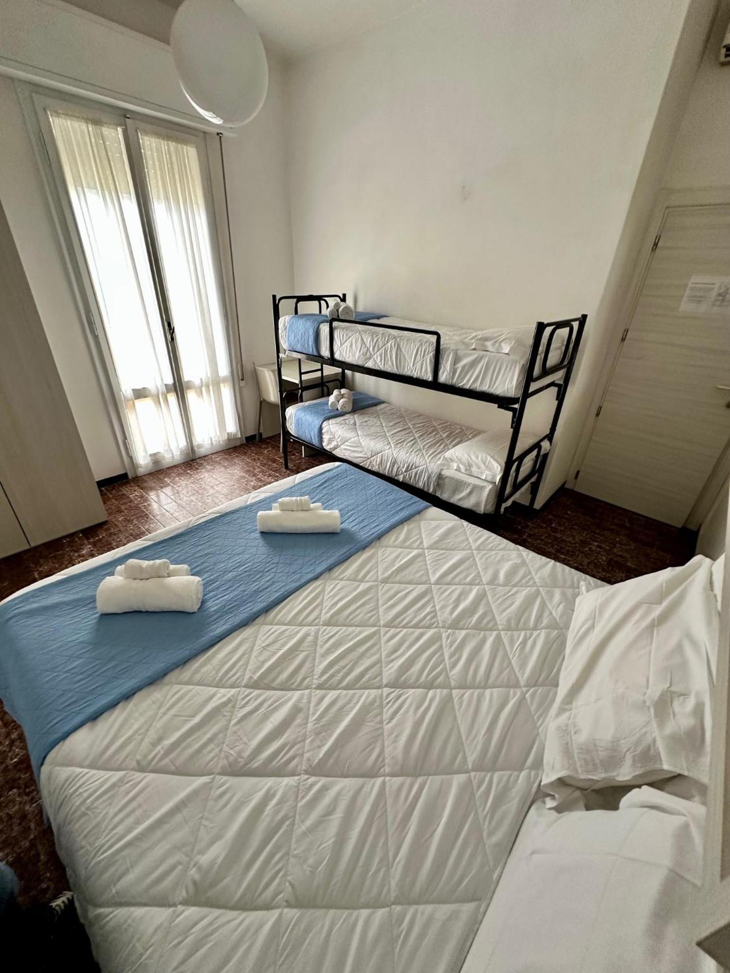 Hotel Napoleon Riccione Bagian luar foto